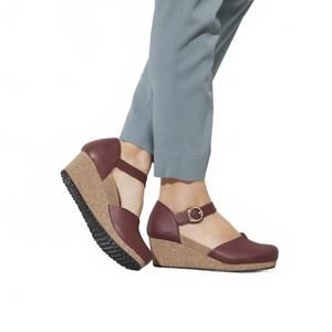 NEW BIRKENSTOCK women mary ring buckle sandal in wine